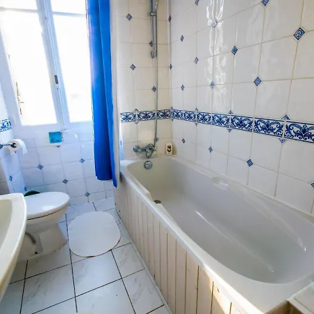 Charming Modernised Authentic Farmhouse In De Visa With Pool * Bourg-de-Visa