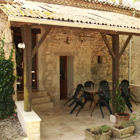 Charming Modernised Authentic Farmhouse In De Visa With Pool Сasa de vacaciones